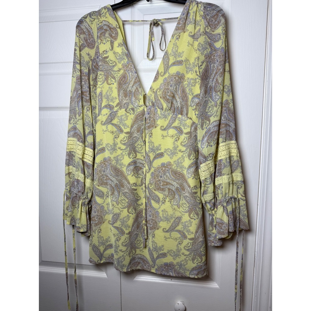 Urban Outfitters Yellow Paisley Bell Sleeve Crochet Lace Mini Dress Womens Small